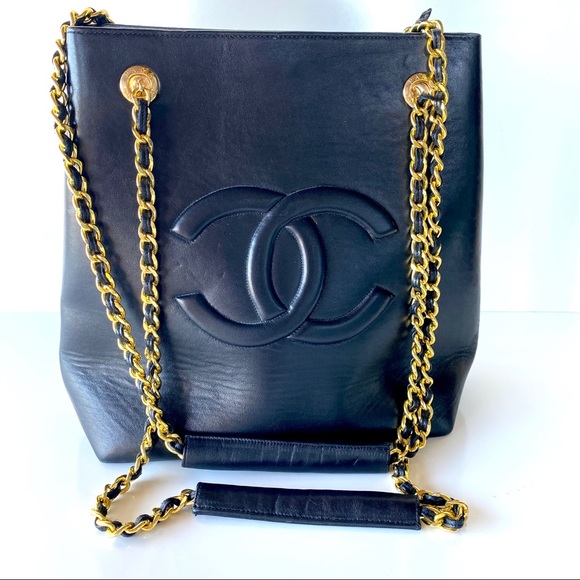 CHANEL Handbags - VINTAGE CHANEL BLACK LAMBSKIN LEATHER TOTE BAG